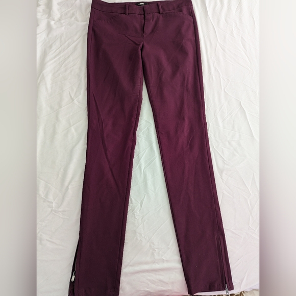 Mexx Skinny Burgundy Dress Pants - Picture 1 of 3
